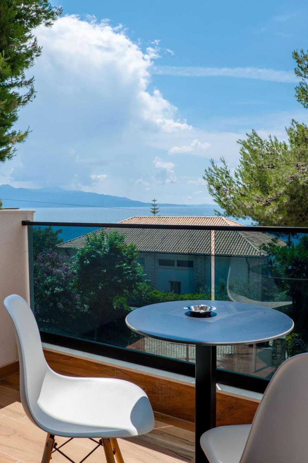 Hotel Havana Saranda Kültér fotó